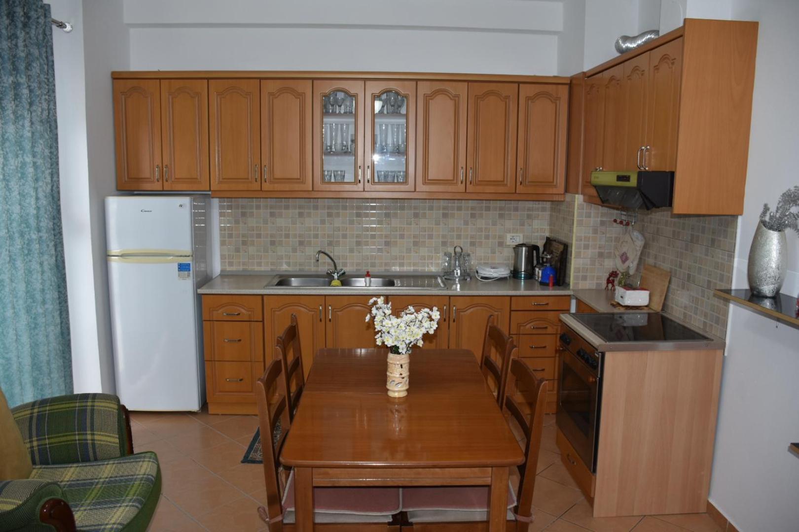 Leo Apartment Пермети Экстерьер фото